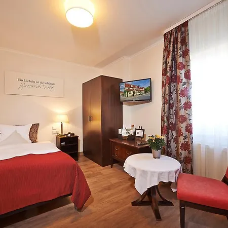 Hotel Brauereigasthof Zum Löwenbräu Adelsdorf