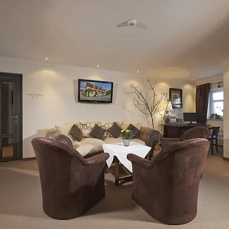 Hotel Brauereigasthof Zum Löwenbräu 3*
