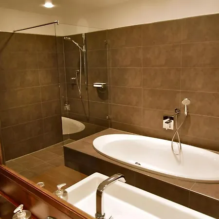 Brauereigasthof Zum Löwenbräu Hotel 3*