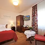 Hotel Brauereigasthof Zum Loewenbraeu Adelsdorf